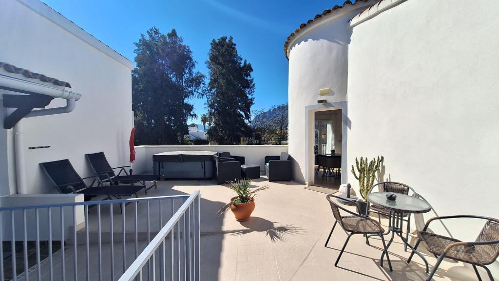 8 bed villa in Dénia