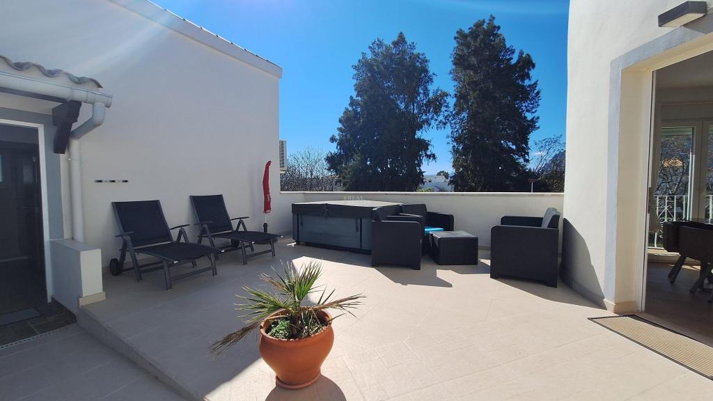 8 bed villa in Dénia