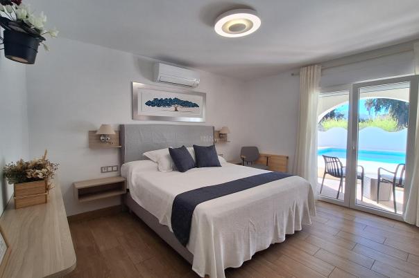 8 bed villa in Dénia