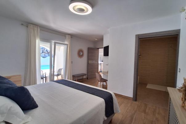 8 bed villa in Dénia