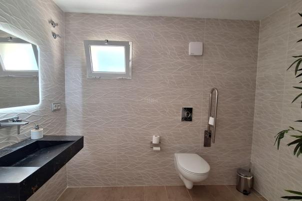 8 bed villa in Dénia