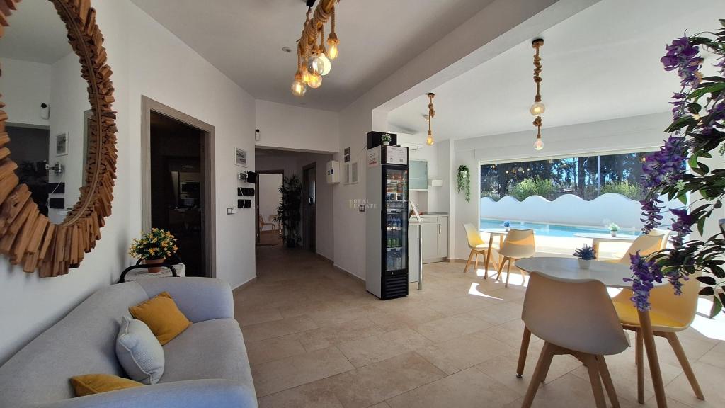 8 bed villa in Dénia