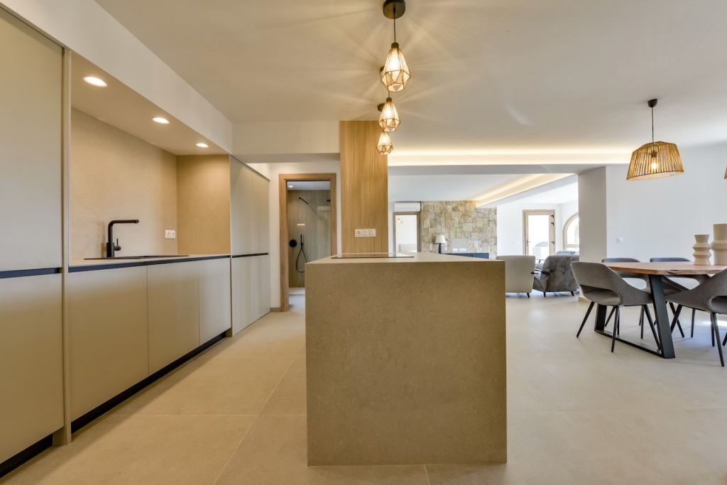 5 bed villas in Altea