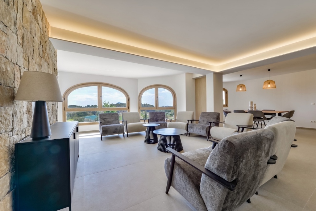 5 bed villas in Altea