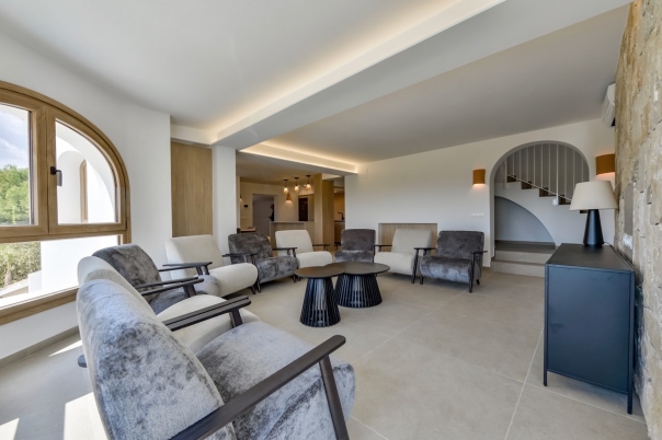 5 bed villas in Altea