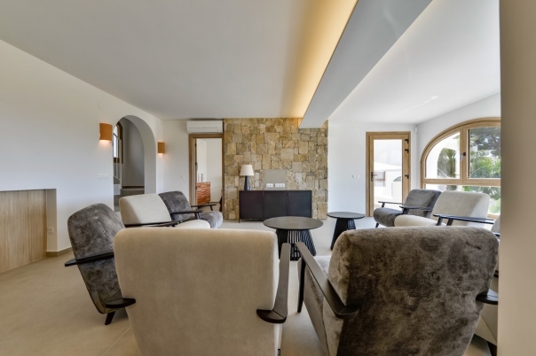 5 bed villas in Altea