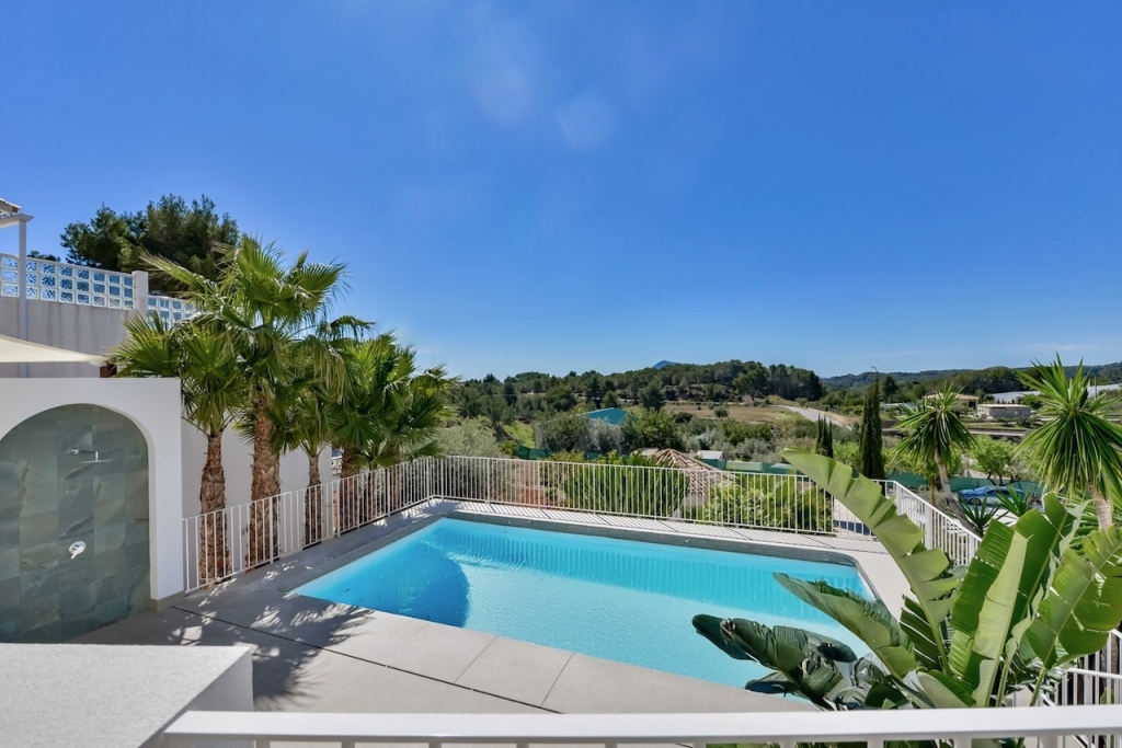 5 bed villas in Altea