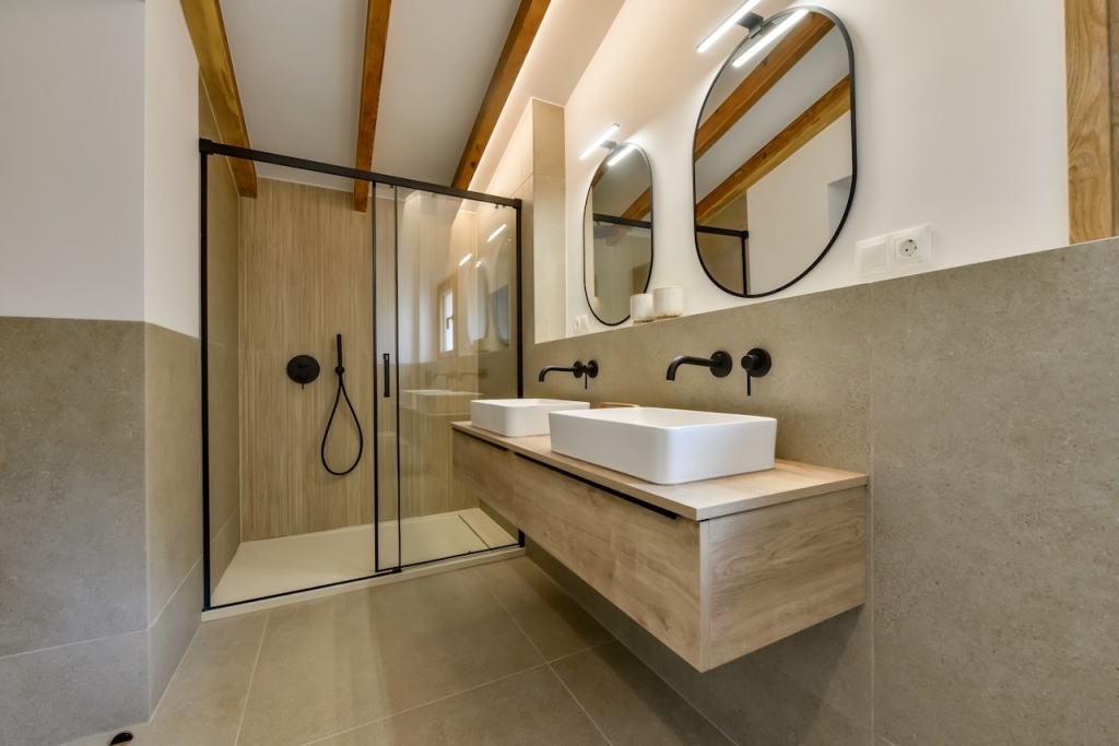 5 bed villas in Altea