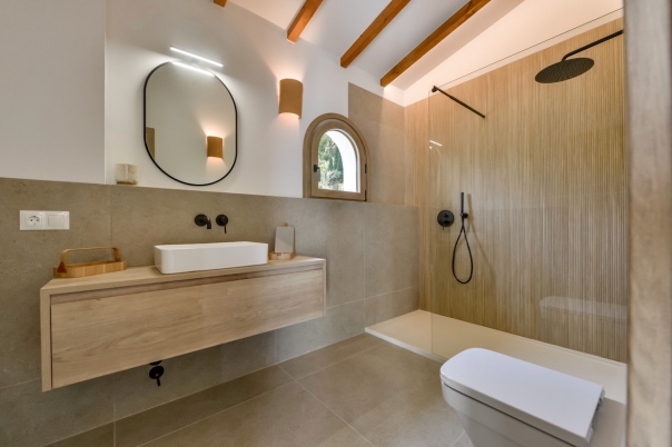 5 bed villas in Altea