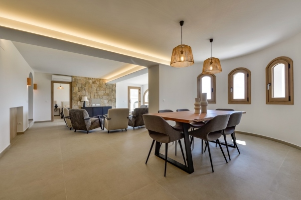 5 bed villas in Altea