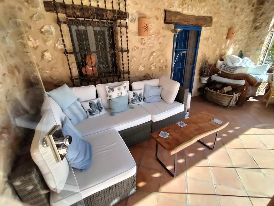 4 bed villa in Jalón
