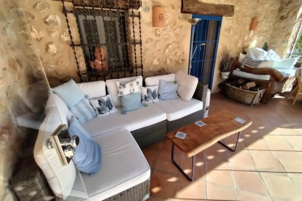 4 bed villa in Jalón