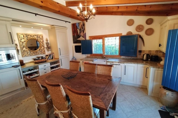 4 bed villa in Jalón