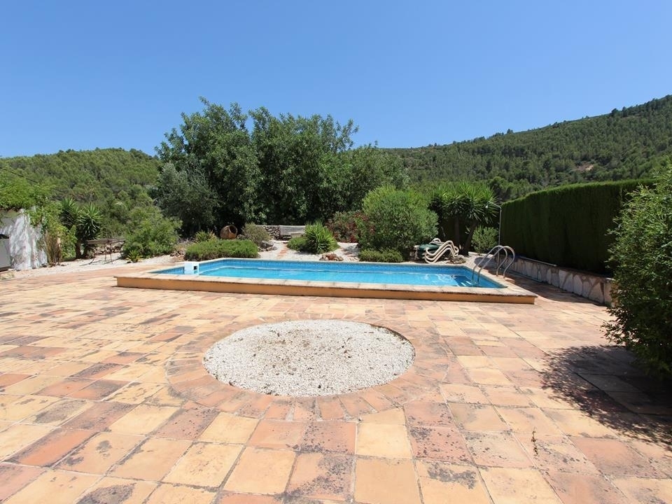 4 bed villa in Jalón