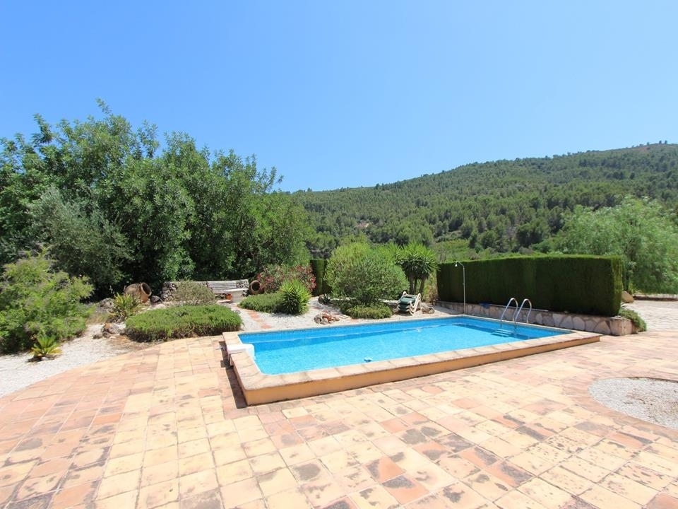 4 bed villa in Jalón