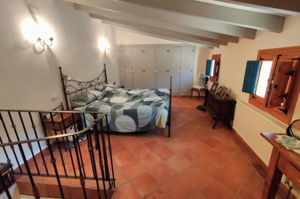 4 bed villa in Jalón