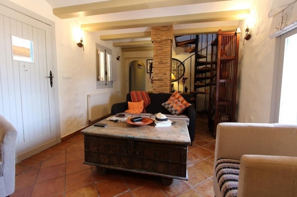 4 bed villa in Jalón