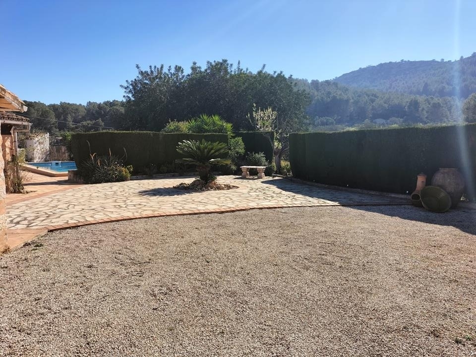4 bed villa in Jalón