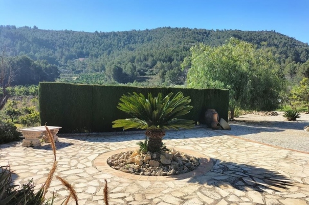 4 bed villa in Jalón