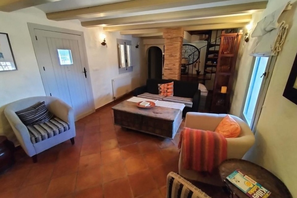 4 bed villa in Jalón