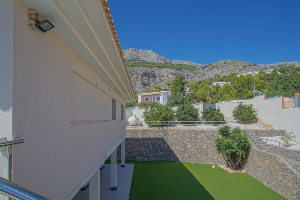 5 bed villa in Altea