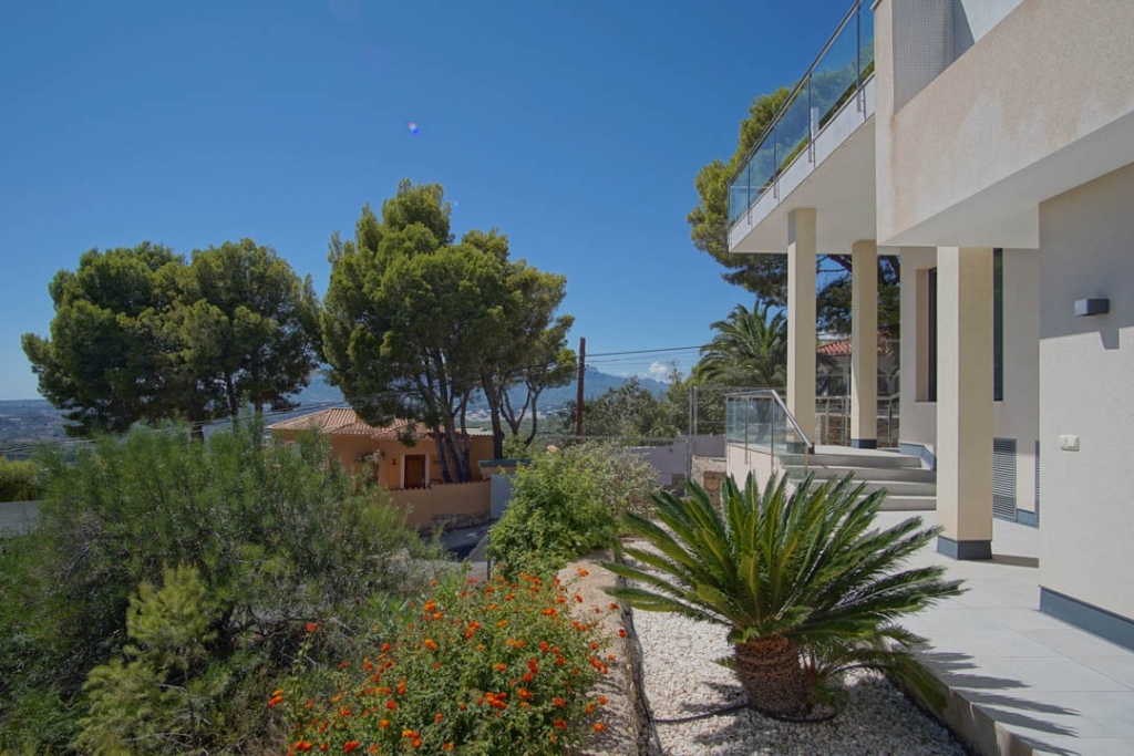 5 bed villa in Altea
