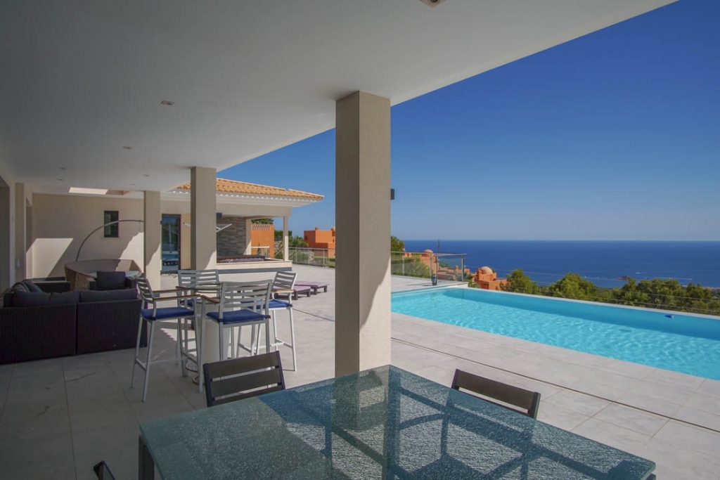 5 bed villa in Altea