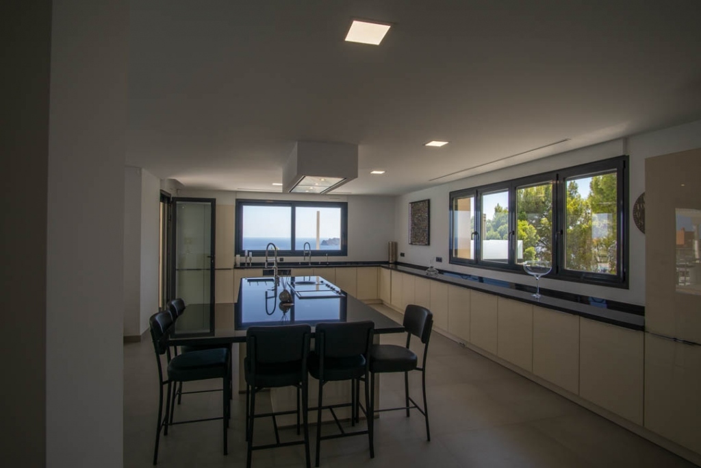 5 bed villa in Altea