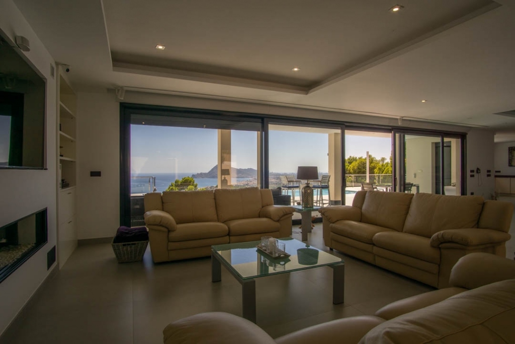 5 bed villa in Altea