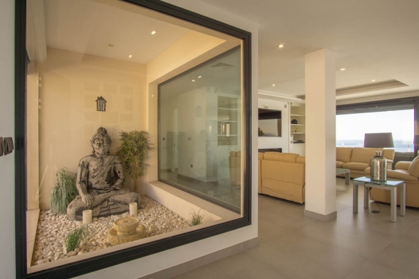 5 bed villa in Altea