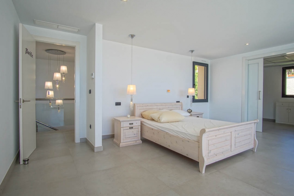 5 bed villa in Altea