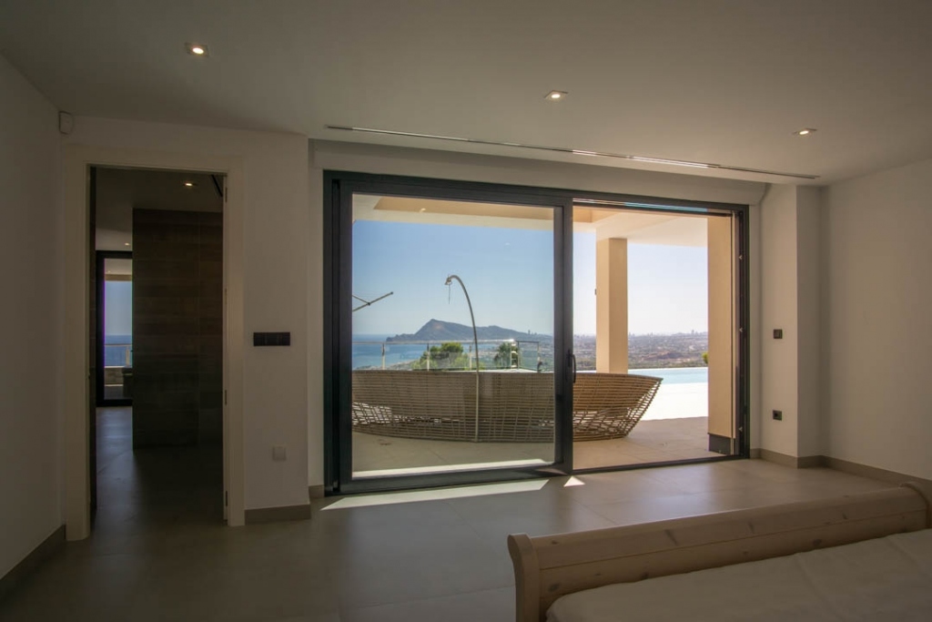 5 bed villa in Altea