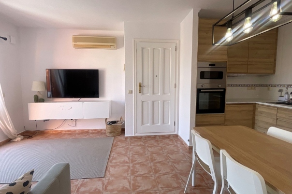 2 bed apartment in Benitachell