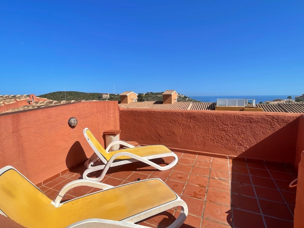2 bed apartment in Benitachell