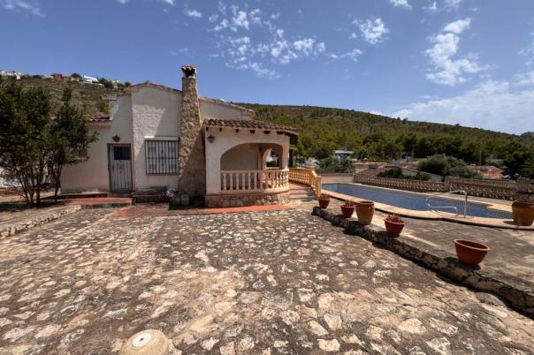2 bed villa in Moraira