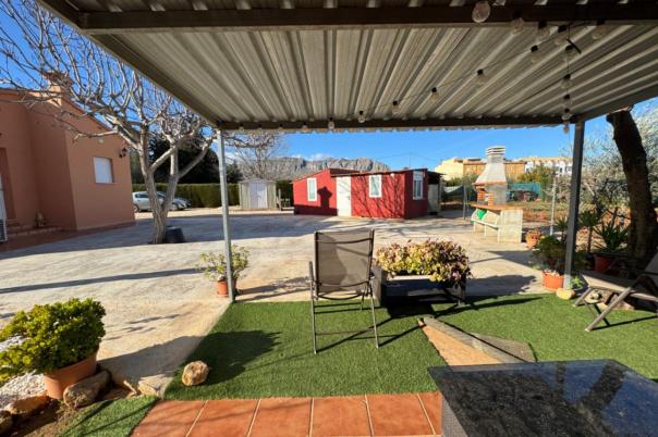 2 bed finca in Ondara