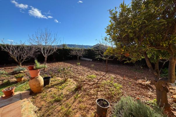 2 bed finca in Ondara