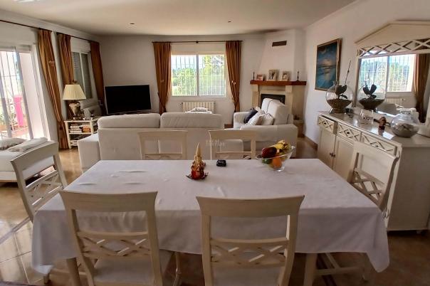 3 bed villa in Altea