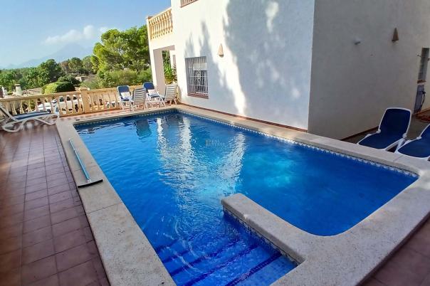 3 bed villa in Altea