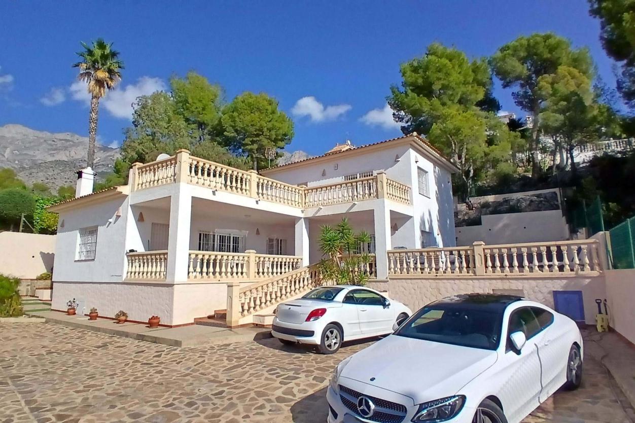 3 bed villa in Altea