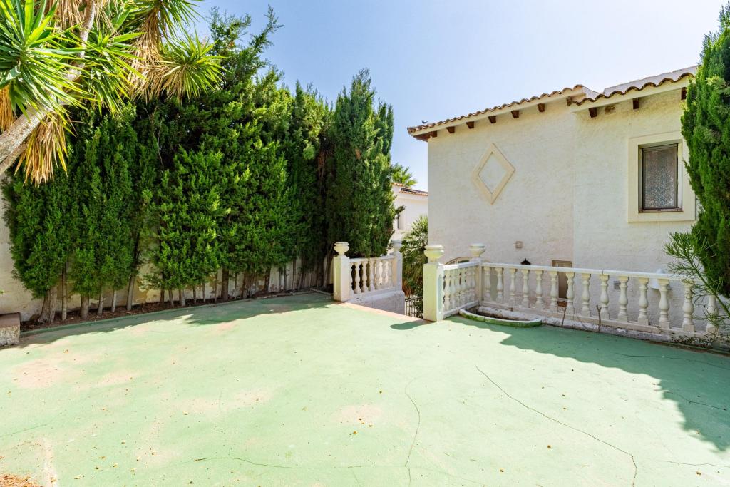 3 bed town_house in Altea