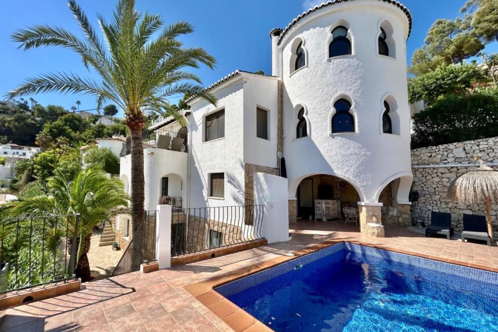 4 bed villa in Moraira