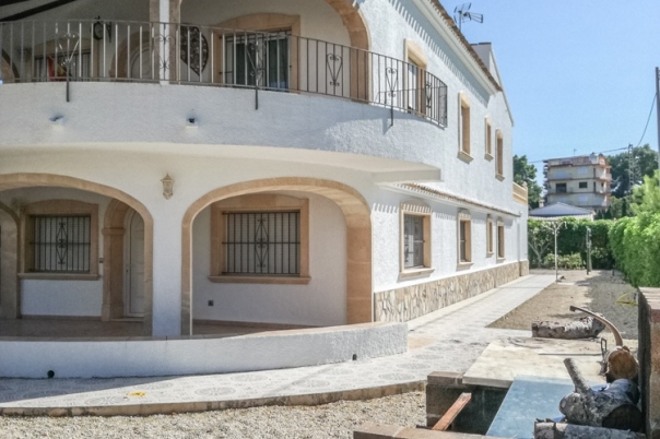 6 bed villa in Jávea
