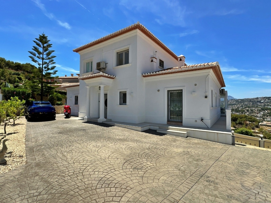 4 bed villa in Moraira