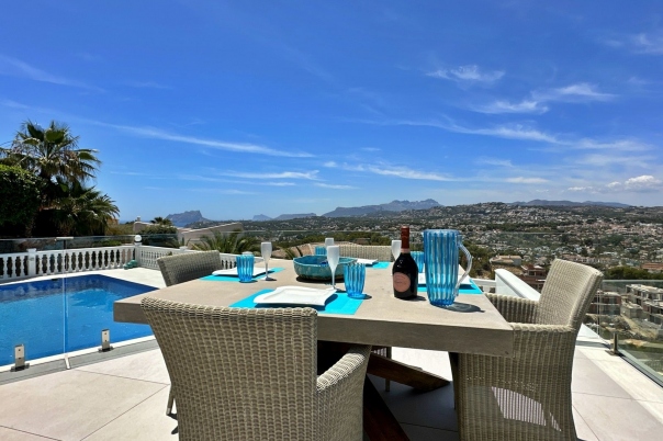 4 bed villa in Moraira