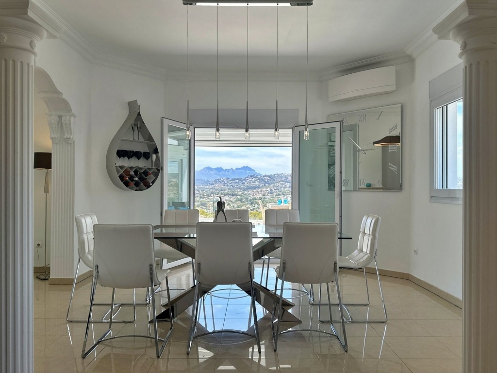 4 bed villa in Moraira