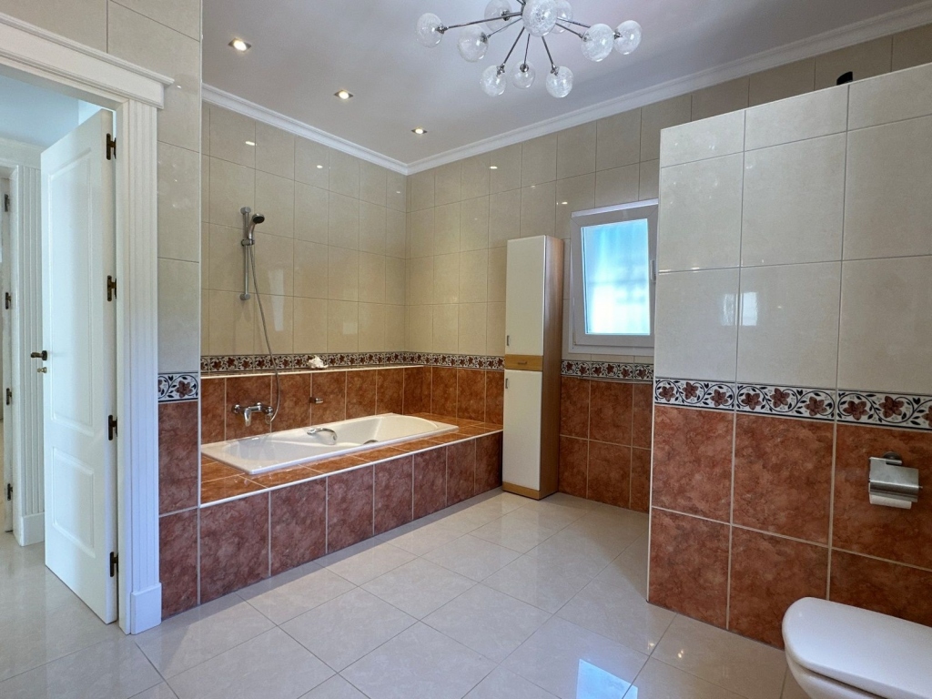 4 bed villa in Moraira