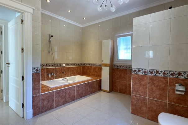 4 bed villa in Moraira