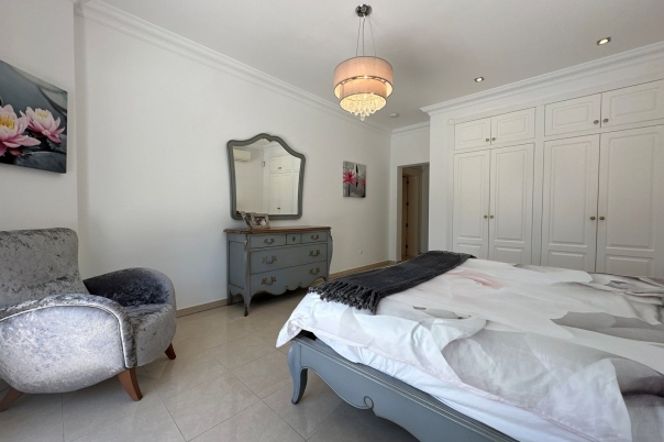 4 bed villa in Moraira