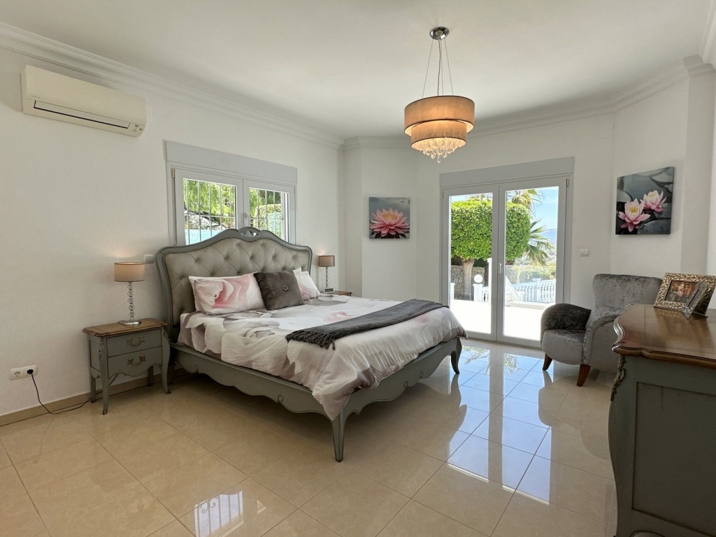 4 bed villa in Moraira
